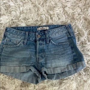 hollister light denim shorts!